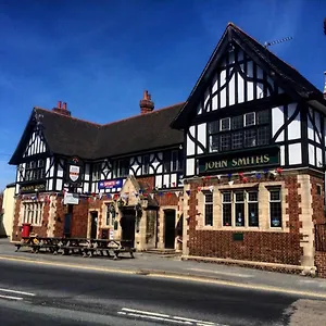  Inn Ingram Arms Hotel, Hatfield